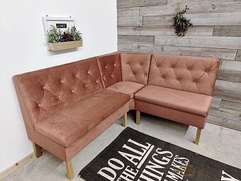 Rohová lavice Praga