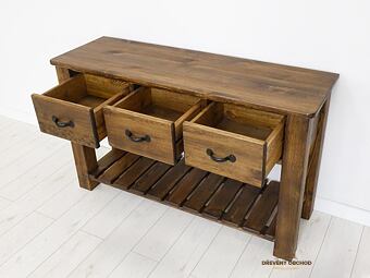 Odkládací stolek rustyk